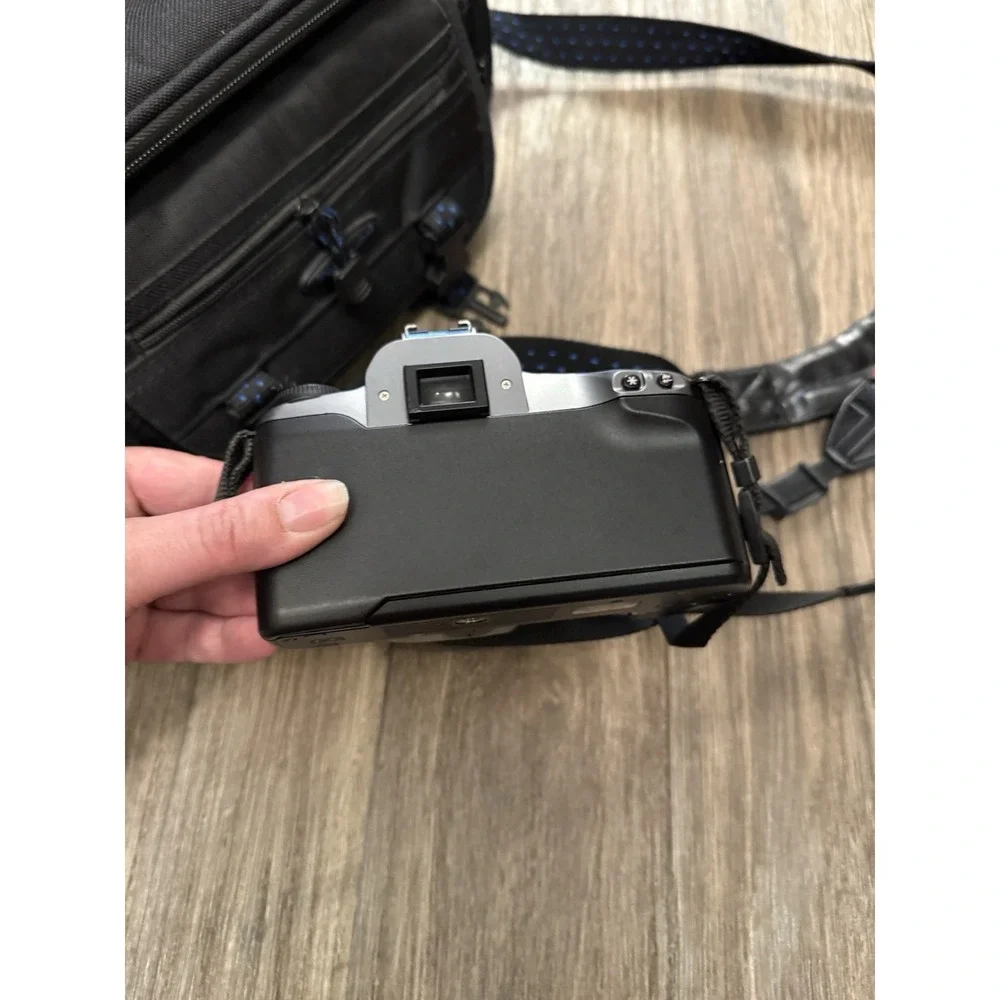 Canon EOS Rebel G II‎ 35mm Film Camera With 2 Lens 35-80; 80-200